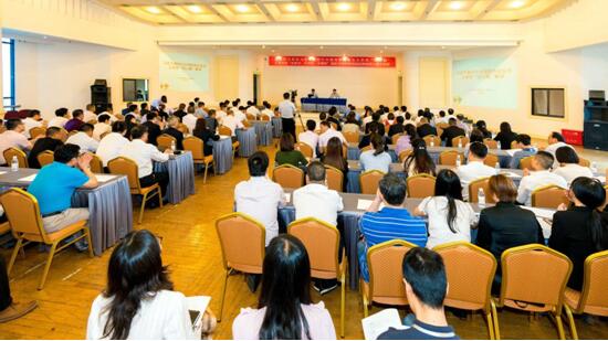 埋头赶路，也要抬头寻道