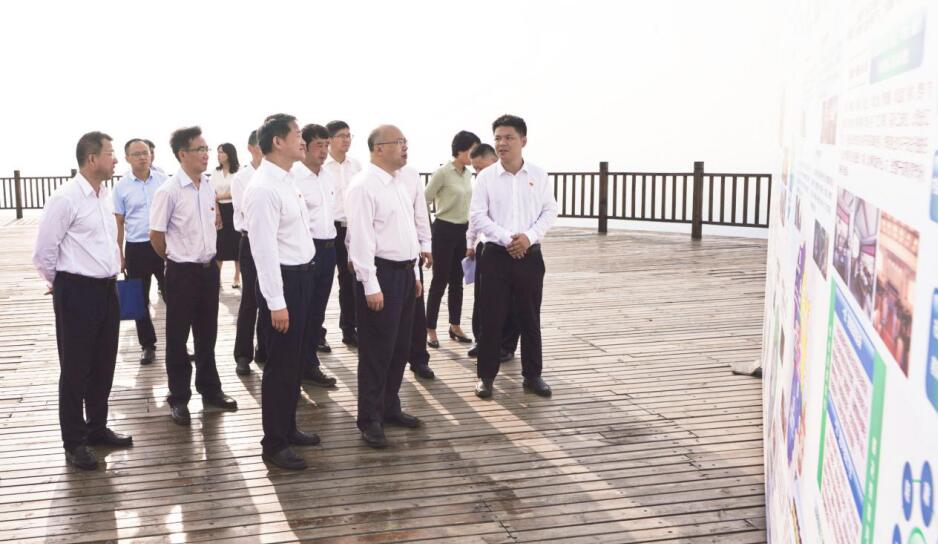 省委常委、组织部长王正谱到四川尊龙凯时集团调研指导工作