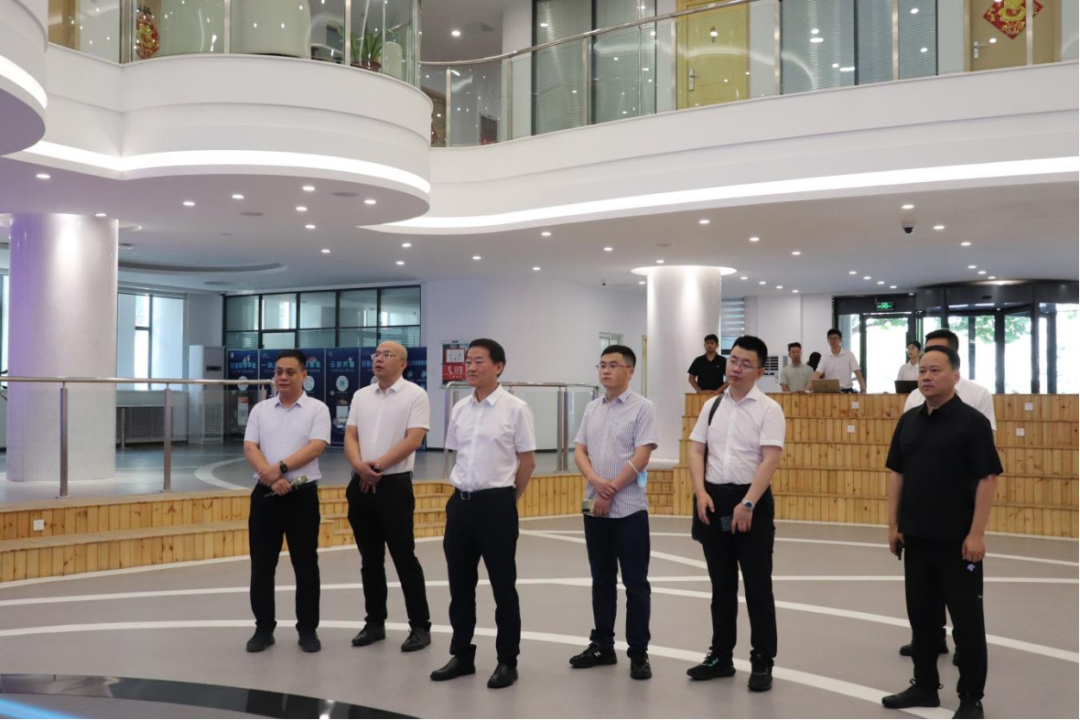 省尊龙凯时集团：“四个导向” 推动调查研究提质增效