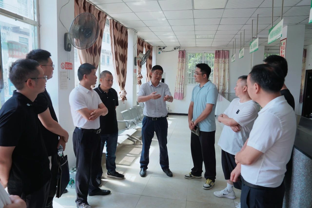 许东明赴南充市嘉陵区、巴中市通江县调研督导定点帮扶和托底性帮扶工作